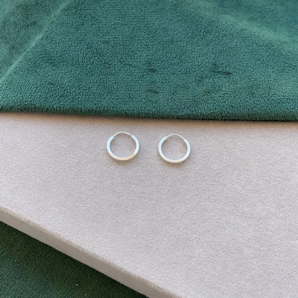 Argola Lisa Fio Quadrado 1,5cm