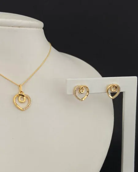 Conjunto Gota Vazada